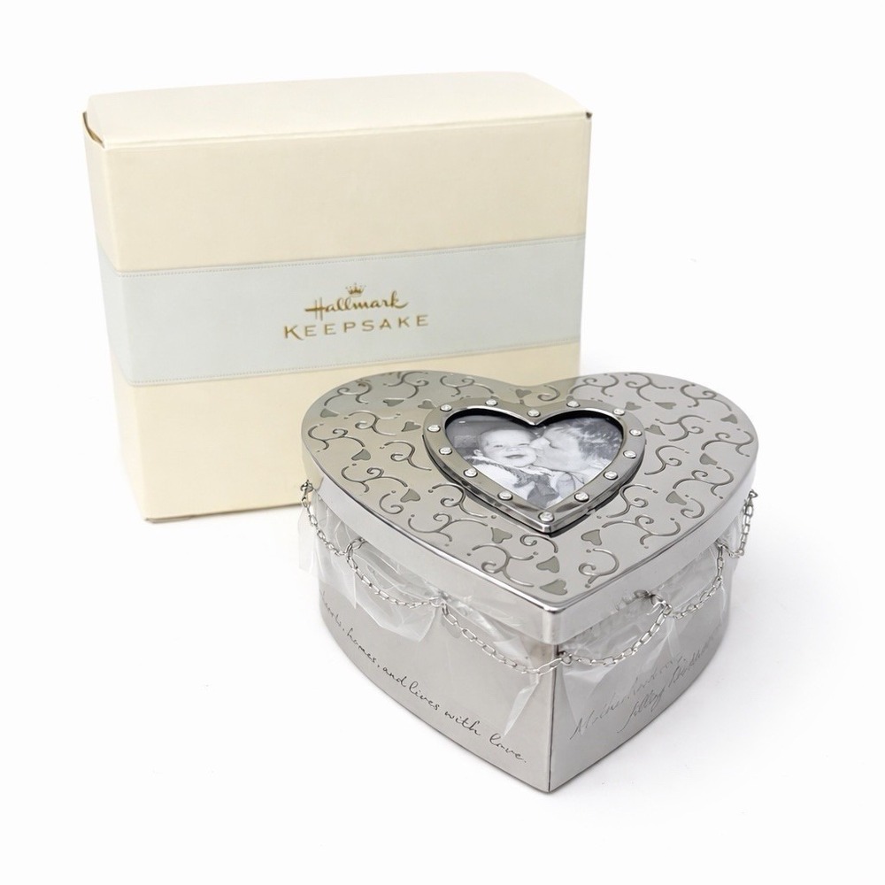 Hallmark Keepsake Heart of Motherhood Jewelry Box Photo Frame NIB 6" Mothers Day